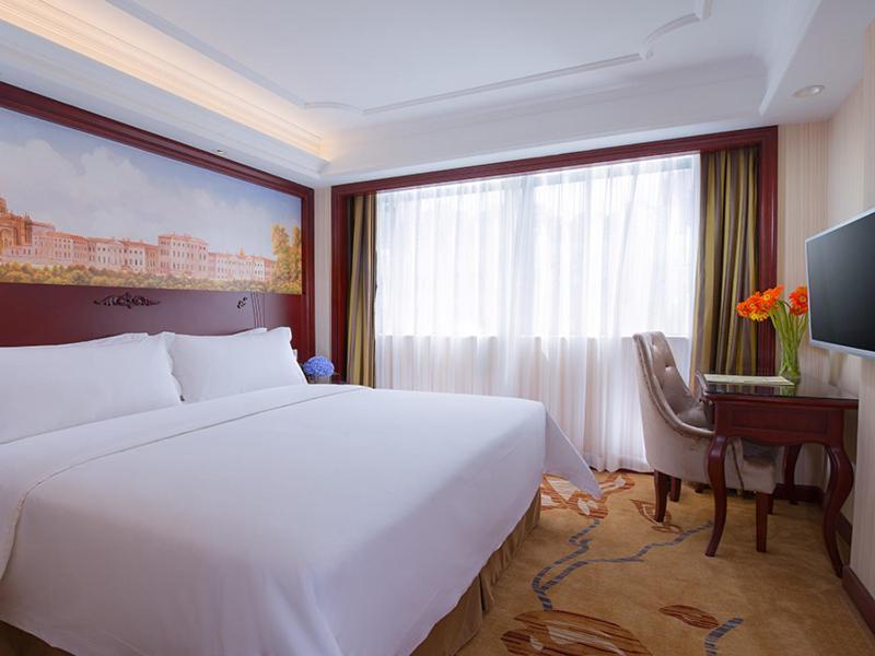 Vienna Hotel Shenzhen Exibition Center Exterior photo